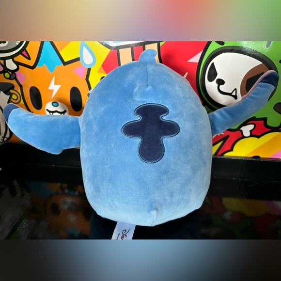 Squishmallow 8” Stitch with Heart Sunglasses Valentine’s Day New! Disney - Picture 2 of 4